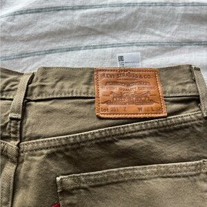 Levi's Premium Olive Pants